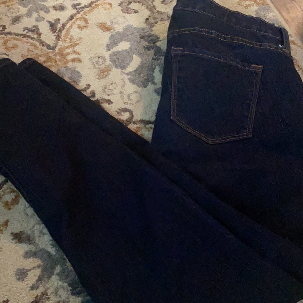 Side panel old navy maternity - Picture 3 of 3